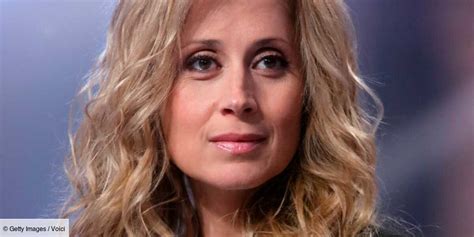 Lara Fabian En Robe D Collet E Asym Trique Elle D Voile Ses Longues