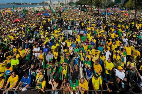 Bolsonaro Re Ne Multid O Em Copacabana E Exalta Elon Musk Em Discurso