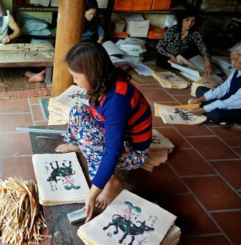 DONG HO painting village (Lang tranh DONG HO) in Bac Ninh province ...