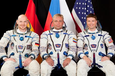 Crew Iss Expedition Backup