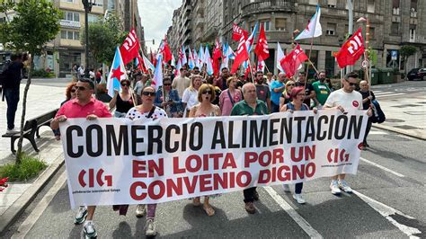 O Comercio De Alimentaci N Ir Folga Por Un Convenio Digno