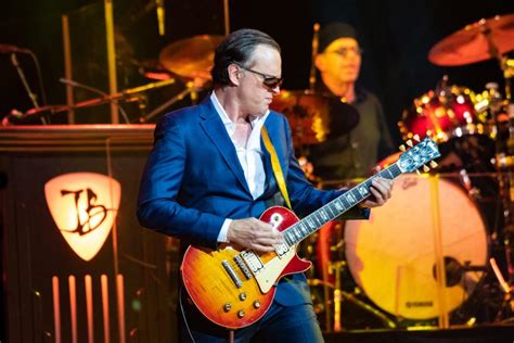 Joe Bonamassa On Taking Control Of His Business Clc Ent