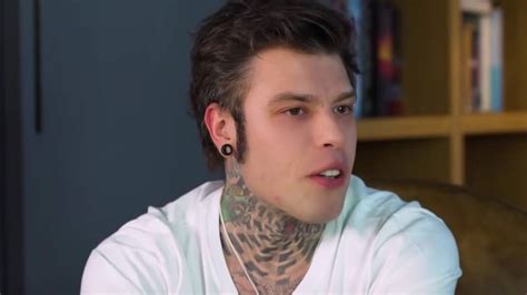 Ricovero Di Fedez Tornato In Sala Operatoria Per Un Nuovo Sanguinamento