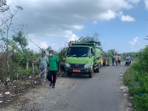 Dlh Aceh Besar Lakukan Aksi Satu Jam Pungut Sampah Di Kajhu Haba Publik