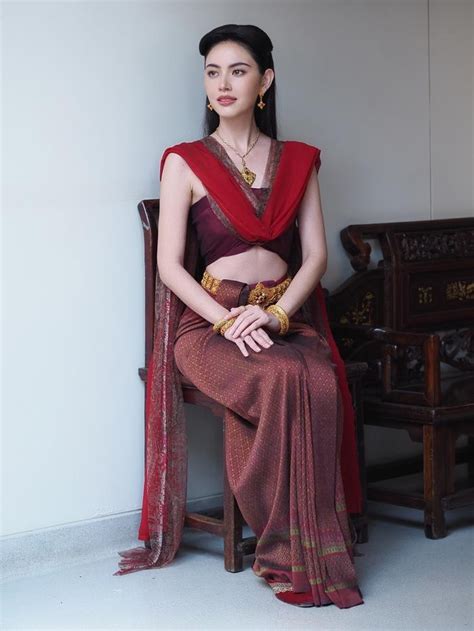 Mai Davika tiết lộ bạn trai không thích cô diện bikini quyến rũ Saostar vn