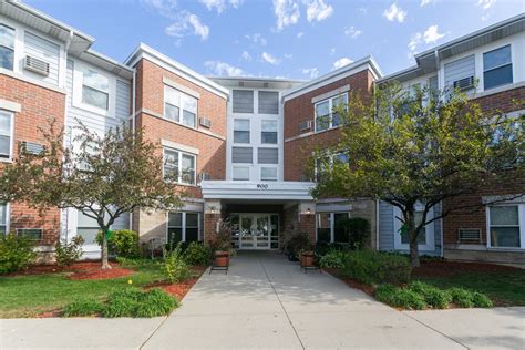 Landmeier Station Apts Apartments In Elk Grove Village Il