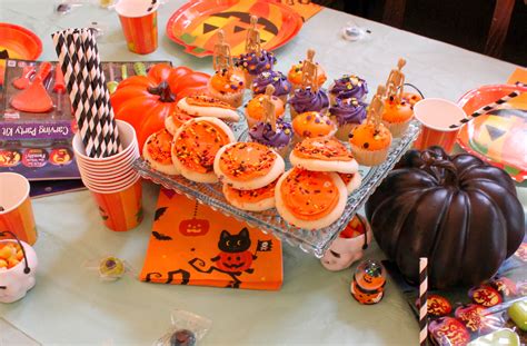 Halloween Pumpkin Carving Party Ideas