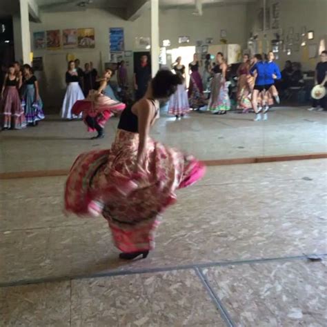 How To Spot Your Folklorico Dance Turns — Ballet Folklorico De Los