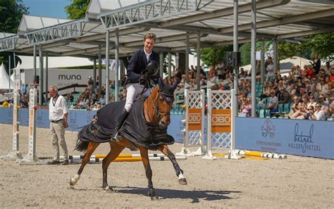 Deutschlands U Springpokal Finalisten Stehen Fest Spring