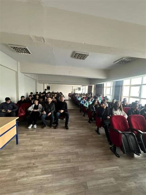 Siber Zorbalık ve Akran Zorbalığı Semineri Karabağlar İTO Vakfı