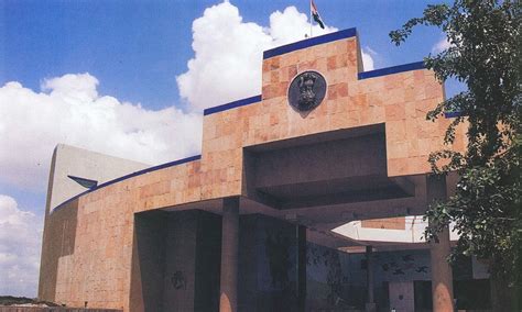 Madhya Pradesh Legislative Assembly in Bhopal, India by Charles Correa ...