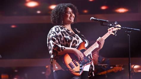 The Voice Talent Nadine Traor Alle Infos Und Auftritte