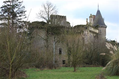 chateau de Chatillon à Boussais vestiges visitables