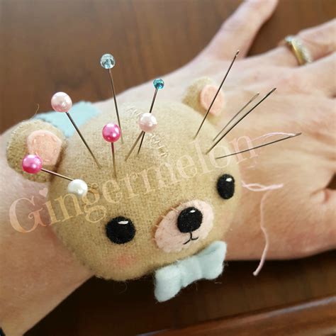 Free Pattern Cutie Bear Wrist Pincushion