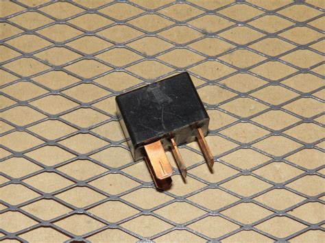 Subaru Relay ACV31212 M06 – Autopartone.com