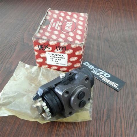 Jual WHEEL CYLINDER BLOK MASTER REM RODA BELAKANG KIRI POLOS TOYOTA