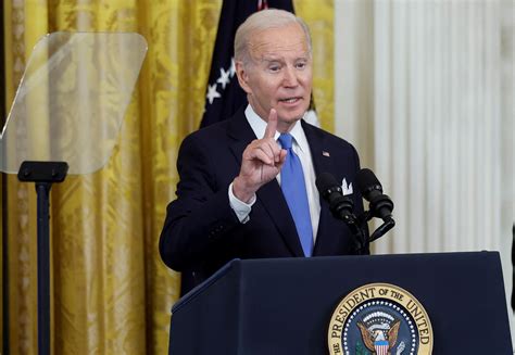 Biden calls on Iran to end violence against citizens | Reuters