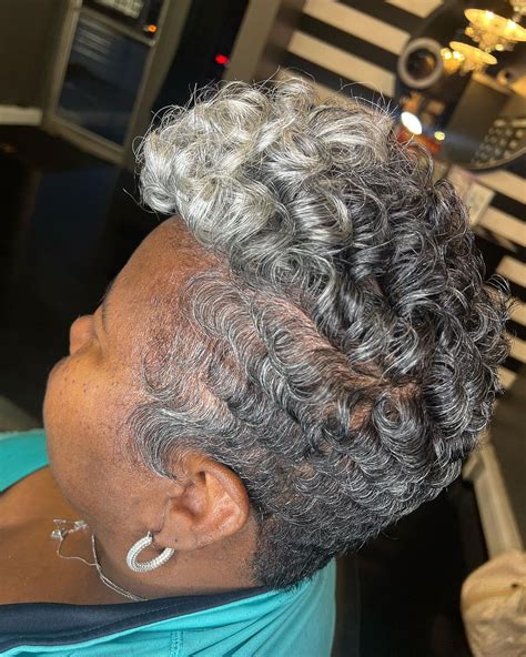 25 Photos To Help Embrace Your Silver Hair Journey