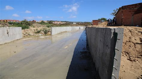 Avanzan Obras De Canalizaci N En El Salao Ii De Barranquilla Primero