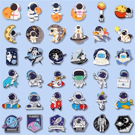 Creative Astronaut Series Lapel Brooch Cute Cartoon Spaceman Enamel Pin