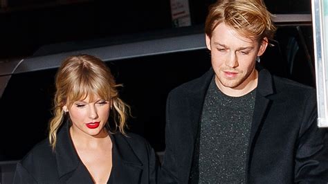 Taylor Swift’s Boyfriend, Joe Alwyn, Just Shared Rare Photos of Their ...