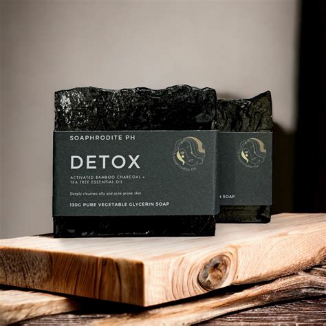 Soaphrodite Ph Detox Tea Tree Charcoal Pure Vegetable Glycerin Soap 130g Shopee Philippines