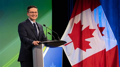 Pierre Poilievre slams wokeness, promises to repeal C-11 in keynote ...