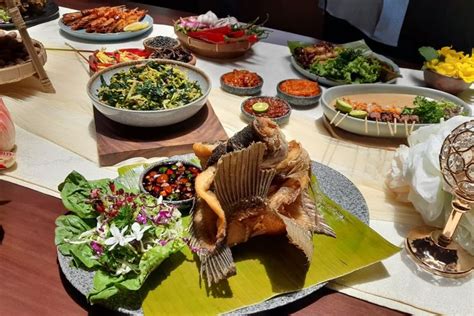 foto  tempat bukber  malang  nyaman  keluarga