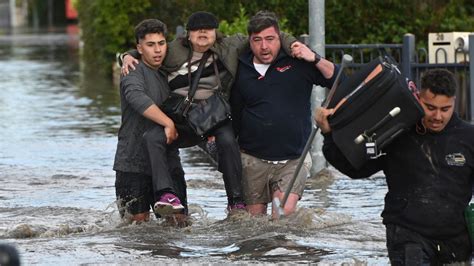 Australia floods return, forcing evacuations of thousands | CNN