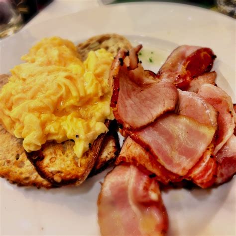 Scrambled Eggs And Bacon At Moo Moo Cafe In Prahran Flickr