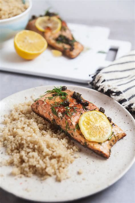 Salmon With Lemon Caper Sauce Salmon Meuniere How To Cook Salmon