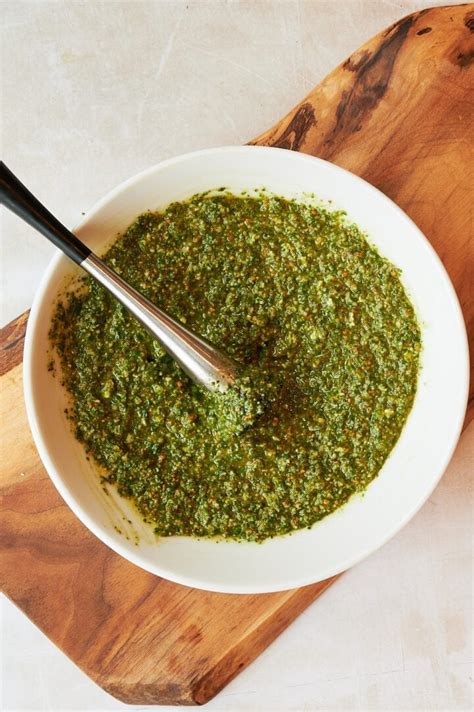 Two Minute Classic Pesto Recipe Josie Nina