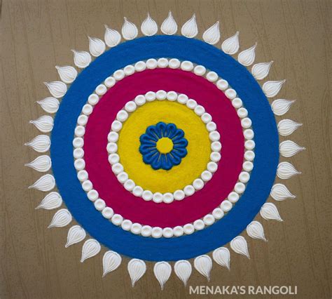 Very Easy And Colorful Rangoli Design For Beginners Colorful Muggulu