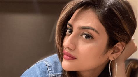 Nusrat Jahan Wallpapers Top Free Nusrat Jahan Backgrounds
