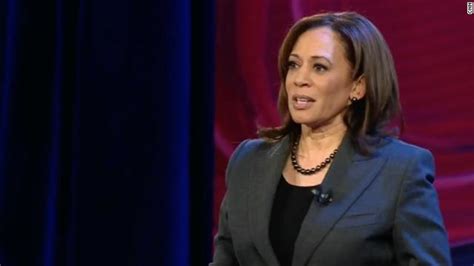 Live Updates Kamala Harris Cnn Town Hall Cnn Politics