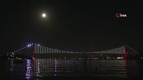 Une Super Lune Bleue Observ E Istanbul Video Dailymotion