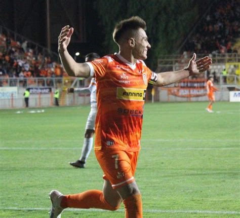 Cobreloa logró un histórico y agónico triunfo ante Cobresal en Calama