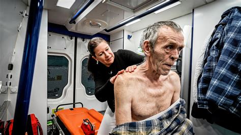 Essen Schmerzen Offene Wunden Hier Bekommen Obdachlose Hilfe