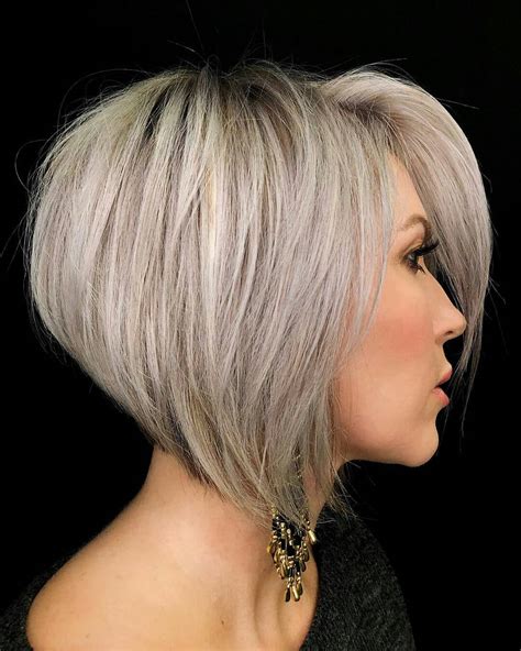 Easy Short Bob Haircut With Straight Hair Women Straight Hair Cut 2021