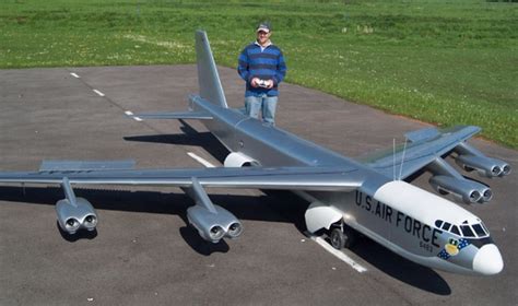 Gigantic B-52 Stratofortress RC SCALE MODEL Airplane flight