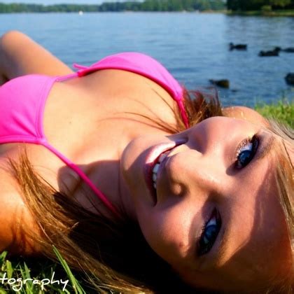 Hot Sexy Ivanka Milkovich Bikini Pics