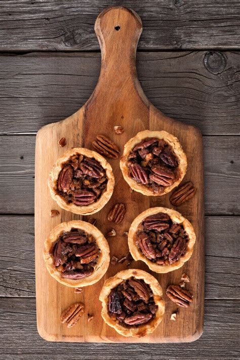 Mini Pecan Nut Cups Recipe | CDKitchen.com