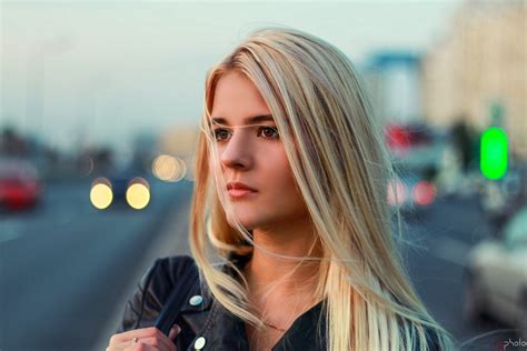 Face Model Depth Of Field Girl Woman Brown Eyes Blonde Wallpaper