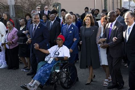 In Photos Vice President Kamala Harris Commemorates Bloody Sunday In