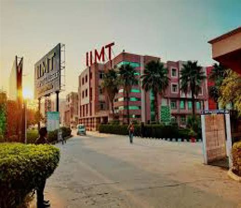 Top Noida College In Up Iimt Group Of Colleges