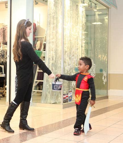 Mount Berry Square Mall Trick Or Treating Multimedia