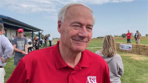 Former Arkansas Gov Asa Hutchinson Ends Republican Campaign For