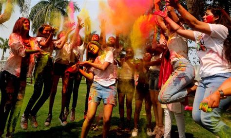 Holi Festival Celebrated Across World Global Times