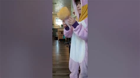 Jace Models Foxy Onesie From Lankybox Youtube