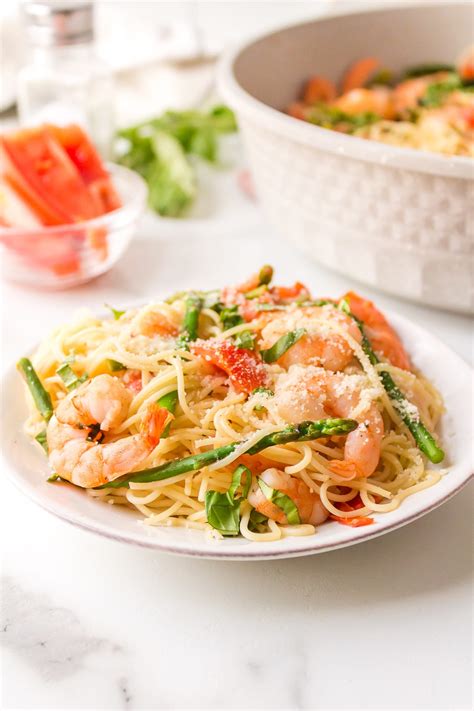 Angel Hair Pasta with Shrimp, Asparagus and Basil - Recipe Girl